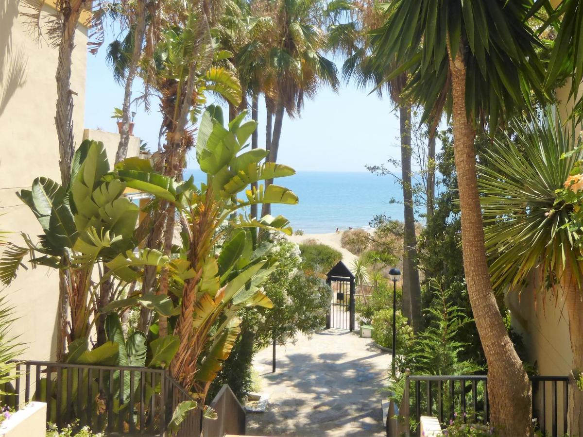 Romana Playa Marbella Vistas Al Mar Exterior photo