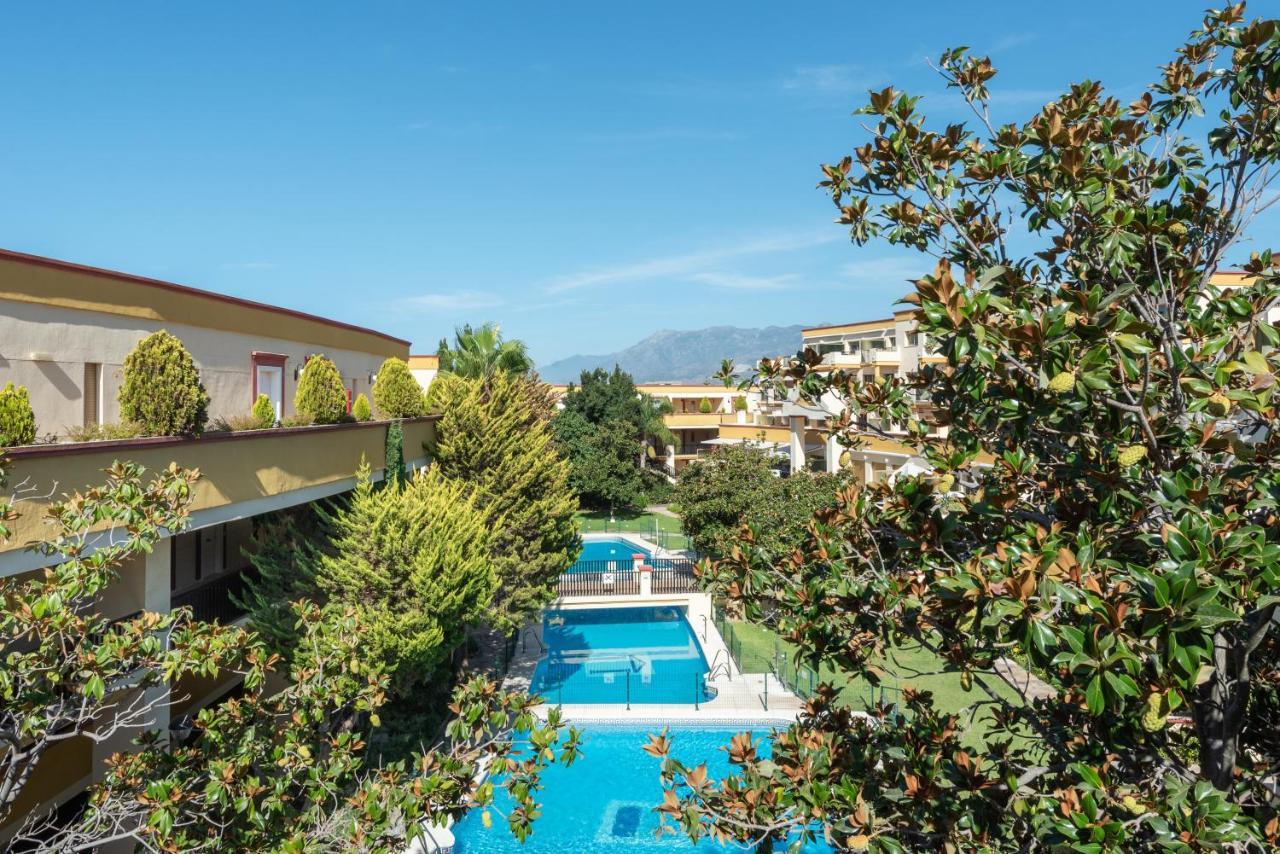 Romana Playa Marbella Vistas Al Mar Exterior photo